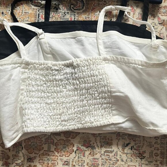 GAP Linen/Cotton Blend Tops in White, Black and Navy, Size M - Picture 2 of 4